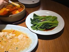 -荷花亭·湖北融合菜(中商广场店)