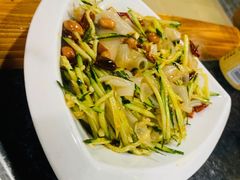 东北大拉皮-炮爷东北铁锅炖(棠安路店)