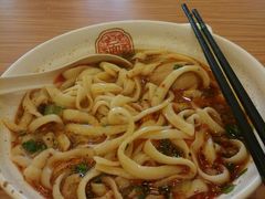 -顺溜·手工刀削面·黑金店(铜锣湾店)
