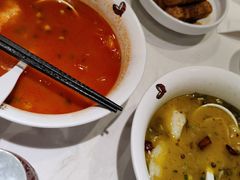 -渝是乎酸菜鱼·川渝小炒(新世界百货望京店)
