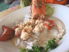 -大树下海鲜饭店