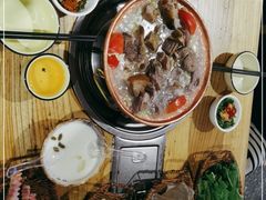 -阿婆情腊排骨火锅(金虹路店)