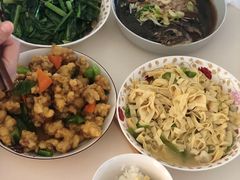 -爱月宝月嫂·育儿嫂(哈尔滨总店)