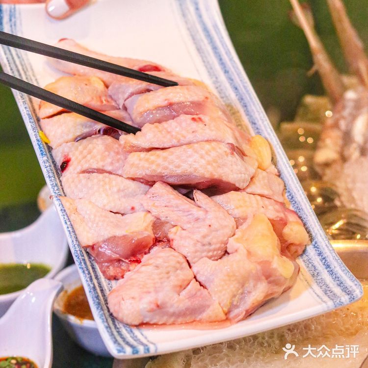 甜品小吃免费吃‼️爱惨三亚免税店的泰式火锅