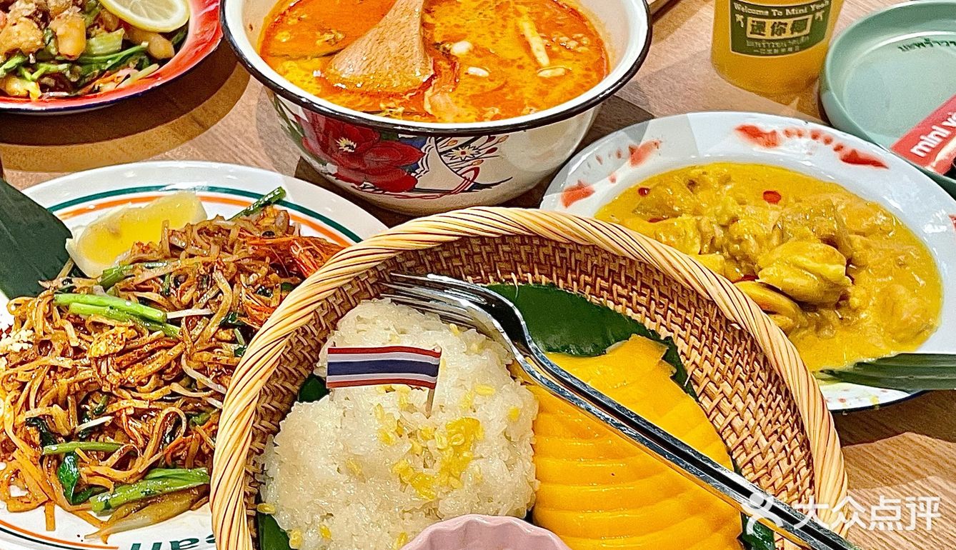 吃泰国菜必点的就是香甜芒果糯米饭🥭