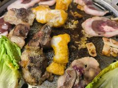 -汉江山料理级自助烤肉黑金冠(周口好吃城店)