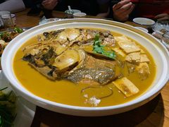 鱼头泡饭-俭寨大盘鸡·缸子肉·小公鸡·新疆菜(云通店)