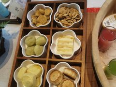 -鲤院·新中式美学·庭院餐厅(夫子庙店)
