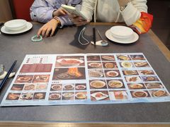 -蜜桃餐厅·伴山(湖滨商业街店)