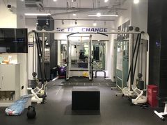 -汗水空间私教健身连锁(SM广场店)