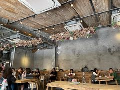 -Common Table · Brunch & Coffee