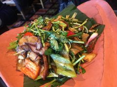 -云海肴·汽锅鸡·云南菜(天山百盛优客店)