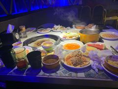 -钱小奴创意自助餐厅·山野黑猪肉畅吃(苏州昆山招商花园城店)