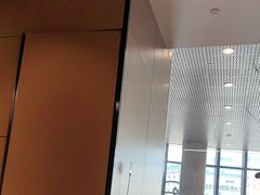 -海底捞火锅(新松江路店)