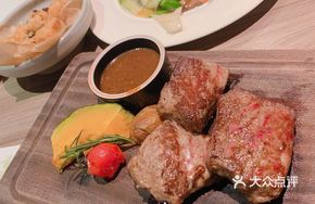 Fruitwood-Grilled Beef Short Ribs