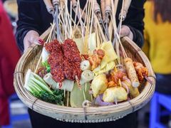 -马路边边麻辣烫串串火锅(体育西路店)