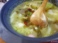 -周鱼小馆石锅酸菜鱼(活力汇店)