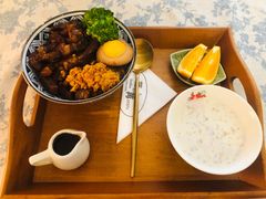 招牌卤肉饭-荏苒