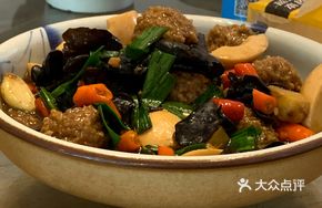 Egg White Braised Pork Balls
