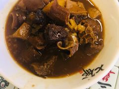 -七爷清汤腩·港式餐厅(金狮广场店)