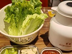 -明洞阿姨·韩式酱蟹烤肉·创意料理(方庄店)