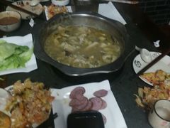 -景明轩•养生酸汤鱼火锅 云贵鲜菌 现舂野果酸汤(王寨小区店)
