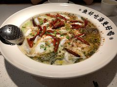 -江渔儿酸菜鱼(映月湖环宇城店)