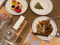 -咖啡苑自助餐厅·中国大饭店