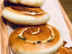 老杭州葱油饼-弄堂里(雨花客厅店)