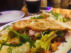 香辣虾牛油果沙拉-MR.ROCKY洛奇先生RESTAURANT&BAR(宝安壹方城店)