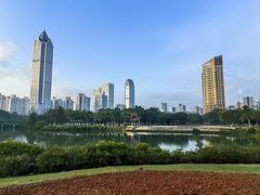 -万绿园
