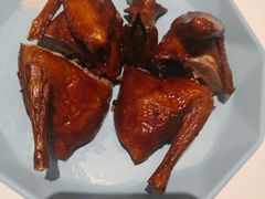 生炸脆皮乳鸽-龙记香港茶餐厅(久光百货店)