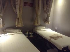 包房-莱蔻·圣灸堂·推拿艾灸(天山店)