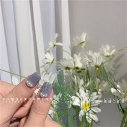 -米小兔美甲美睫