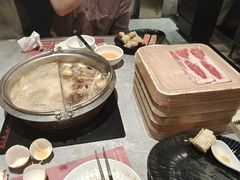 -一绪に寿喜烧(虹悦城店)