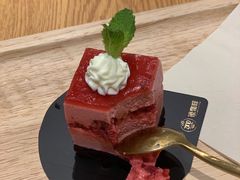 -ZING COFFEE 镜咖啡