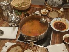 -苗家大院酸汤鱼(贵阳北站店)