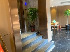 -中之润养生(都市路店)