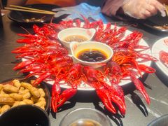 臻品靓靓蒸虾-红盔甲·小龙虾(人民广场店)