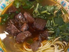 -金杨拉面王小吃面馆·牛三宝面·红烧牛肉粉