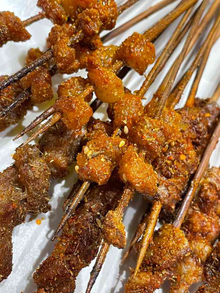 丰屋烧烤·苏尼特羊肉串·夜宵大排档(红谷滩店)