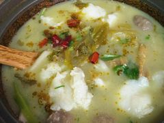 -周鱼小馆石锅酸菜鱼(活力汇店)