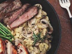 蔓越莓芝士短法-富贵面包公司(运河店)