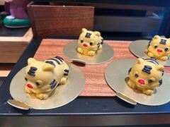 -雍容荟帝王蟹活龙虾展台自助(IFS黑金店)