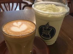 短笛拿铁-COFFEE HOLIC(朝外SOHO店)