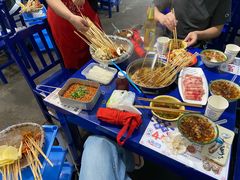 -马路边边串串香(苗栗路店)