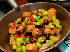 鹅卵石爆肥肠-老板恋上鱼(高新万达店)