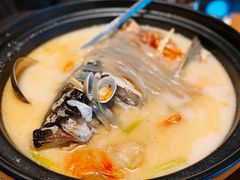 钱湖锦绣鱼头煲-宁波柏悦酒店·钱湖渔港
