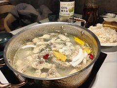 -椰子湾·海南火锅·糟粕醋·椰子鸡(正大广场店)