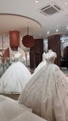 -PAI婚纱礼服设计馆【大牌租赁/高级定制】